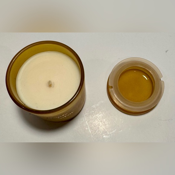 DW Home Maple Pumpkin Hand Poured Candle - Picture 3 of 8